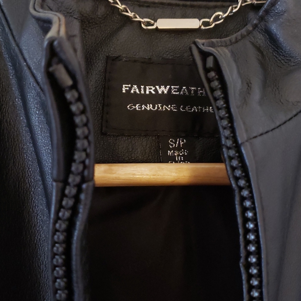 VINTAGE GENUINE LEATHER JACKET - Picture 9 of 16